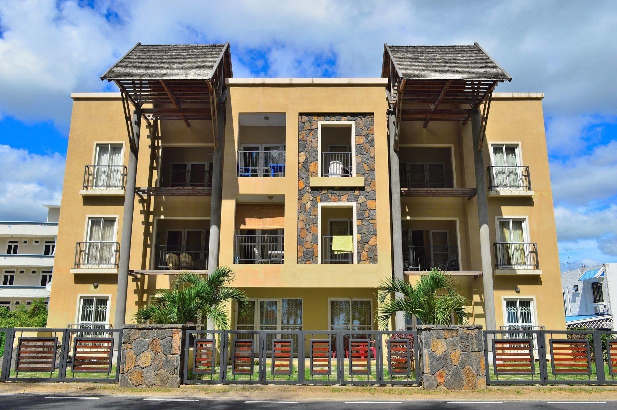 Paradya Beach Apartments Flic-en-Flacq Buitenkant foto
